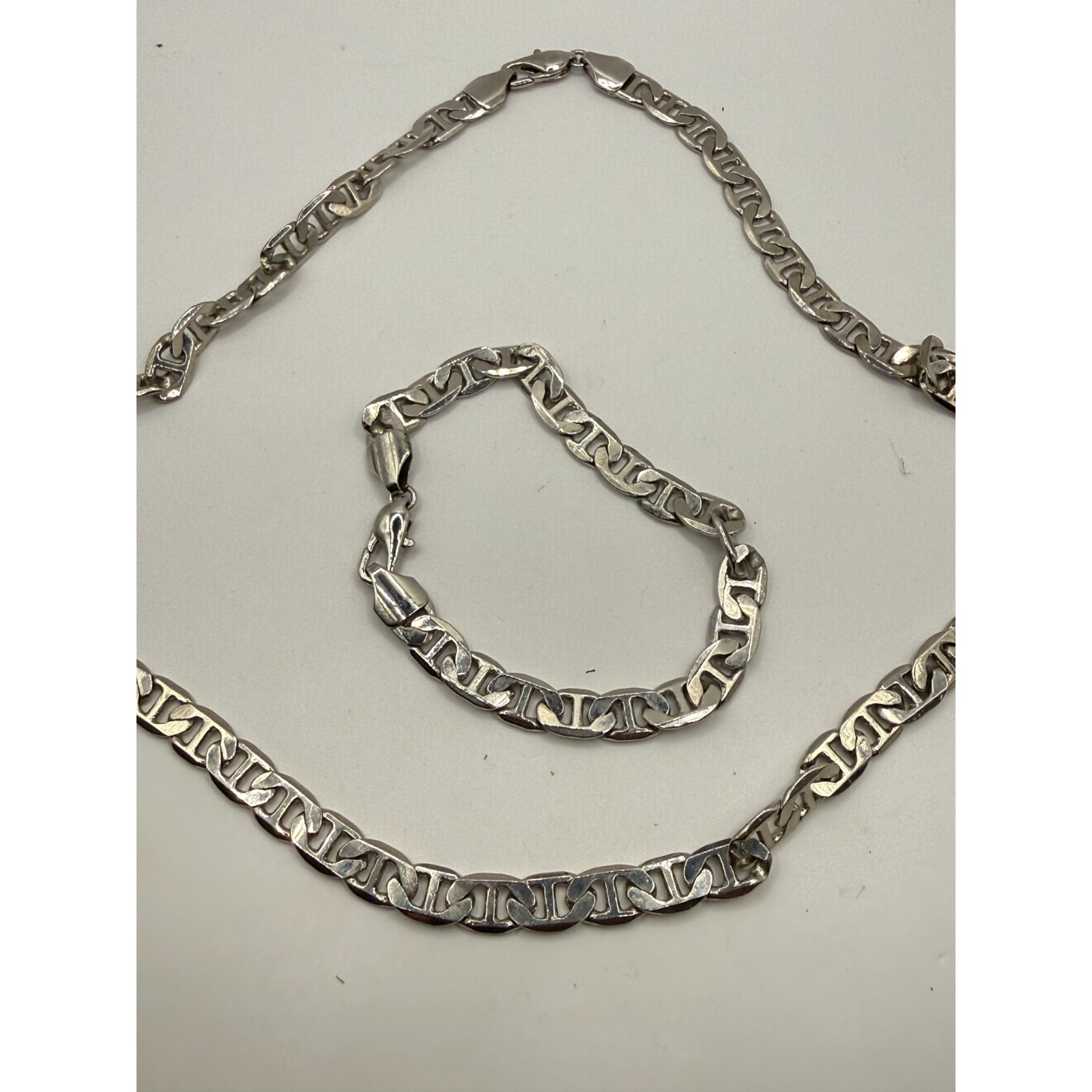 Mens SilverTone Chain Necklace  Bracelet Set Figaro Style